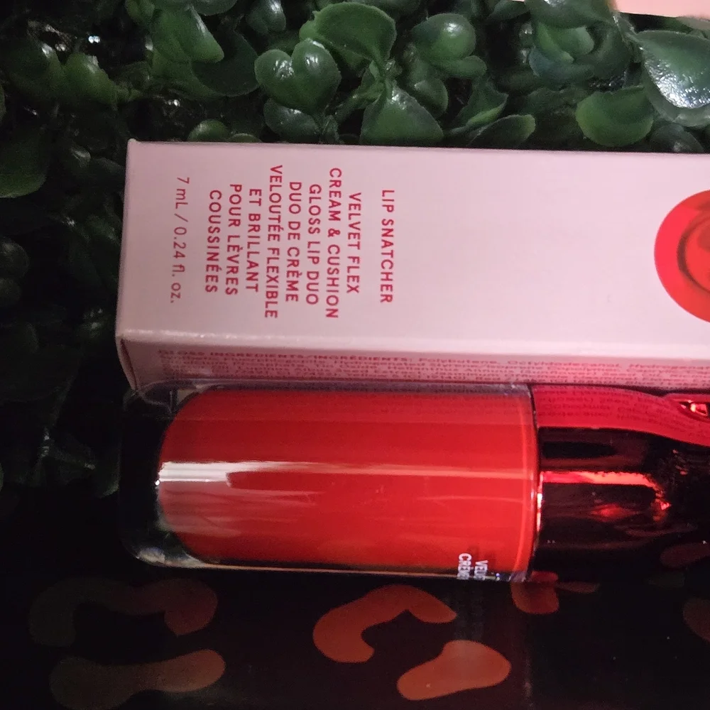 ONE/SIZE LIP SNATCHER VELVET FLEX CREAM & CUSHION GLOSS LIP DUO